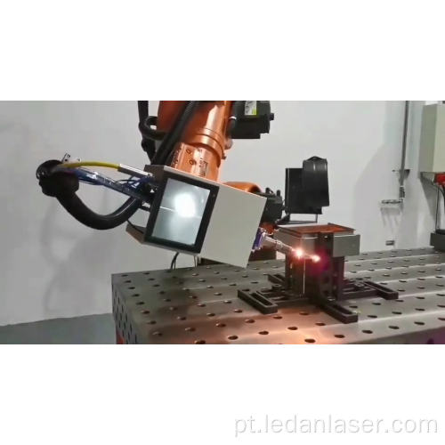Máquina de soldagem 3D a laser de fibra